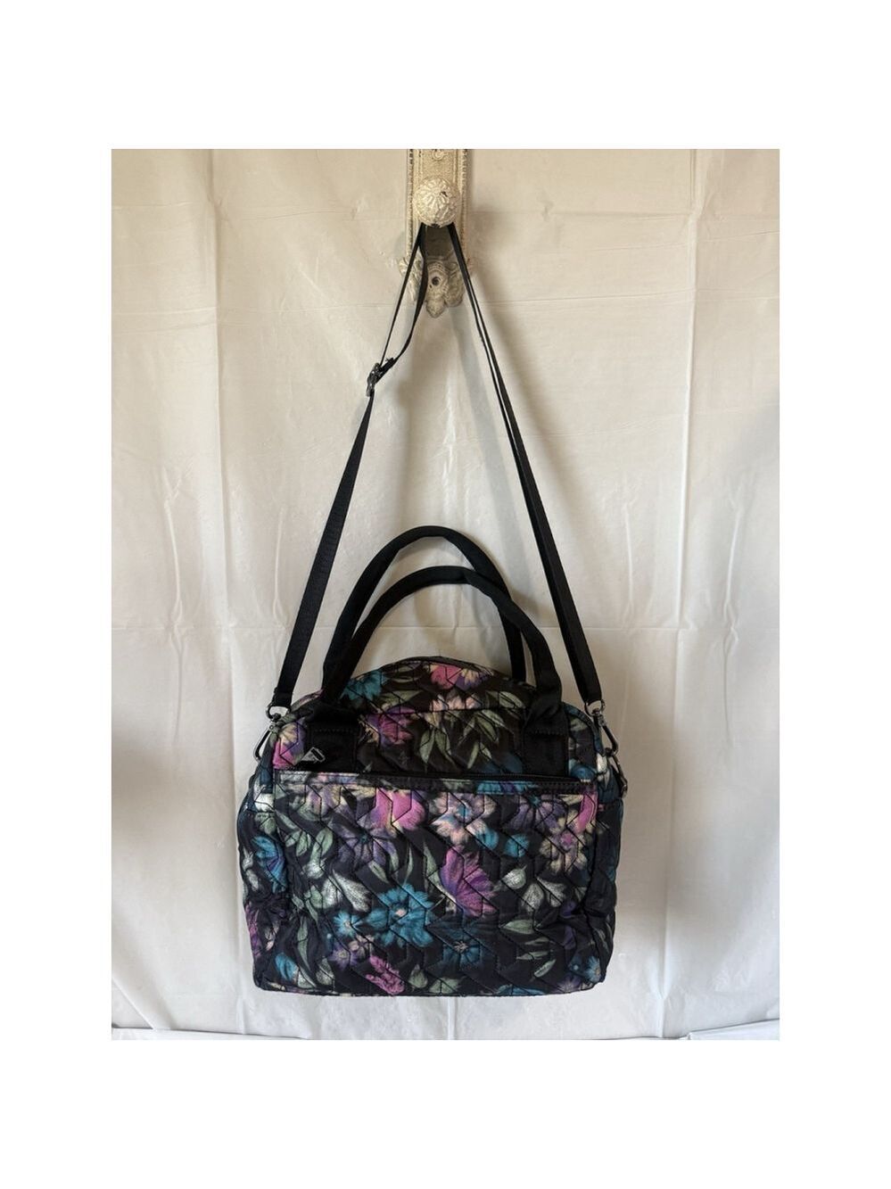 LUG jive satchel Built In Wallet